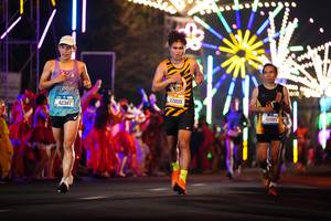 BIB: 42347, 22809, 40985
                            <button type="button" onclick="openModal(21553638)" class="btn btn-primary btn-sm float-right btn-popup" data-toggle="modal" data-target=".modal-high-quality">
                        <i class="fas fa-shopping-cart"></i> Add to Cart
                    </button>
                                            <button type="button" onclick="isThisMe(21553638, true)" class="btn btn-success btn-sm float-right btn-popup btn-isme hidden" data-toggle="tooltip" data-placement="bottom" title="นี่คือรูปของคุณใช่ไหม คลิกที่นี่เพื่อเอาเข้าอัลบั้ม">
                        <i class="fas fa-plus"></i> Add to album
                    </button>
                    <button type="button" onclick="isThisMe(21553638, false)" class="btn btn-warning btn-sm float-right btn-popup btn-isnotme hidden">
                        <i class="fas fa-ban"></i> Remove from album
                    </button>