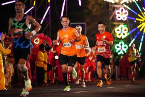 BIB: 22643, 16022, 20446
                            <button type="button" onclick="openModal(21536948)" class="btn btn-primary btn-sm float-right btn-popup" data-toggle="modal" data-target=".modal-high-quality">
                        <i class="fas fa-shopping-cart"></i> Add to Cart
                    </button>
                                            <button type="button" onclick="isThisMe(21536948, true)" class="btn btn-success btn-sm float-right btn-popup btn-isme hidden" data-toggle="tooltip" data-placement="bottom" title="นี่คือรูปของคุณใช่ไหม คลิกที่นี่เพื่อเอาเข้าอัลบั้ม">
                        <i class="fas fa-plus"></i> Add to album
                    </button>
                    <button type="button" onclick="isThisMe(21536948, false)" class="btn btn-warning btn-sm float-right btn-popup btn-isnotme hidden">
                        <i class="fas fa-ban"></i> Remove from album
                    </button>