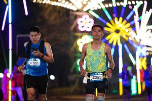 BIB: 42559, 42825
                            <button type="button" onclick="openModal(21457051)" class="btn btn-primary btn-sm float-right btn-popup" data-toggle="modal" data-target=".modal-high-quality">
                        <i class="fas fa-shopping-cart"></i> Add to Cart
                    </button>
                                            <button type="button" onclick="isThisMe(21457051, true)" class="btn btn-success btn-sm float-right btn-popup btn-isme hidden" data-toggle="tooltip" data-placement="bottom" title="นี่คือรูปของคุณใช่ไหม คลิกที่นี่เพื่อเอาเข้าอัลบั้ม">
                        <i class="fas fa-plus"></i> Add to album
                    </button>
                    <button type="button" onclick="isThisMe(21457051, false)" class="btn btn-warning btn-sm float-right btn-popup btn-isnotme hidden">
                        <i class="fas fa-ban"></i> Remove from album
                    </button>