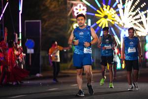BIB: 42004, 42431
                            <button type="button" onclick="openModal(21509301)" class="btn btn-primary btn-sm float-right btn-popup" data-toggle="modal" data-target=".modal-high-quality">
                        <i class="fas fa-shopping-cart"></i> Add to Cart
                    </button>
                                            <button type="button" onclick="isThisMe(21509301, true)" class="btn btn-success btn-sm float-right btn-popup btn-isme hidden" data-toggle="tooltip" data-placement="bottom" title="นี่คือรูปของคุณใช่ไหม คลิกที่นี่เพื่อเอาเข้าอัลบั้ม">
                        <i class="fas fa-plus"></i> Add to album
                    </button>
                    <button type="button" onclick="isThisMe(21509301, false)" class="btn btn-warning btn-sm float-right btn-popup btn-isnotme hidden">
                        <i class="fas fa-ban"></i> Remove from album
                    </button>