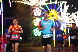 BIB: 45253, 42050
                            <button type="button" onclick="openModal(21453500)" class="btn btn-primary btn-sm float-right btn-popup" data-toggle="modal" data-target=".modal-high-quality">
                        <i class="fas fa-shopping-cart"></i> Add to Cart
                    </button>
                                            <button type="button" onclick="isThisMe(21453500, true)" class="btn btn-success btn-sm float-right btn-popup btn-isme hidden" data-toggle="tooltip" data-placement="bottom" title="นี่คือรูปของคุณใช่ไหม คลิกที่นี่เพื่อเอาเข้าอัลบั้ม">
                        <i class="fas fa-plus"></i> Add to album
                    </button>
                    <button type="button" onclick="isThisMe(21453500, false)" class="btn btn-warning btn-sm float-right btn-popup btn-isnotme hidden">
                        <i class="fas fa-ban"></i> Remove from album
                    </button>
