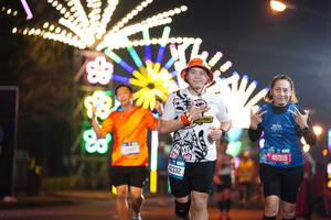 BIB: 00000, 2332, 45919
                            <button type="button" onclick="openModal(21469523)" class="btn btn-primary btn-sm float-right btn-popup" data-toggle="modal" data-target=".modal-high-quality">
                        <i class="fas fa-shopping-cart"></i> Add to Cart
                    </button>
                                            <button type="button" onclick="isThisMe(21469523, true)" class="btn btn-success btn-sm float-right btn-popup btn-isme hidden" data-toggle="tooltip" data-placement="bottom" title="นี่คือรูปของคุณใช่ไหม คลิกที่นี่เพื่อเอาเข้าอัลบั้ม">
                        <i class="fas fa-plus"></i> Add to album
                    </button>
                    <button type="button" onclick="isThisMe(21469523, false)" class="btn btn-warning btn-sm float-right btn-popup btn-isnotme hidden">
                        <i class="fas fa-ban"></i> Remove from album
                    </button>