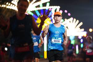 BIB: 2029, 40196
                            <button type="button" onclick="openModal(21426075)" class="btn btn-primary btn-sm float-right btn-popup" data-toggle="modal" data-target=".modal-high-quality">
                        <i class="fas fa-shopping-cart"></i> Add to Cart
                    </button>
                                            <button type="button" onclick="isThisMe(21426075, true)" class="btn btn-success btn-sm float-right btn-popup btn-isme hidden" data-toggle="tooltip" data-placement="bottom" title="นี่คือรูปของคุณใช่ไหม คลิกที่นี่เพื่อเอาเข้าอัลบั้ม">
                        <i class="fas fa-plus"></i> Add to album
                    </button>
                    <button type="button" onclick="isThisMe(21426075, false)" class="btn btn-warning btn-sm float-right btn-popup btn-isnotme hidden">
                        <i class="fas fa-ban"></i> Remove from album
                    </button>