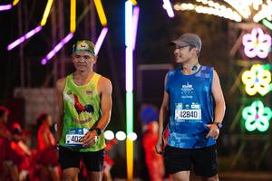 BIB: 4102, 4026, 42840
                            <button type="button" onclick="openModal(21436179)" class="btn btn-primary btn-sm float-right btn-popup" data-toggle="modal" data-target=".modal-high-quality">
                        <i class="fas fa-shopping-cart"></i> Add to Cart
                    </button>
                                            <button type="button" onclick="isThisMe(21436179, true)" class="btn btn-success btn-sm float-right btn-popup btn-isme hidden" data-toggle="tooltip" data-placement="bottom" title="นี่คือรูปของคุณใช่ไหม คลิกที่นี่เพื่อเอาเข้าอัลบั้ม">
                        <i class="fas fa-plus"></i> Add to album
                    </button>
                    <button type="button" onclick="isThisMe(21436179, false)" class="btn btn-warning btn-sm float-right btn-popup btn-isnotme hidden">
                        <i class="fas fa-ban"></i> Remove from album
                    </button>