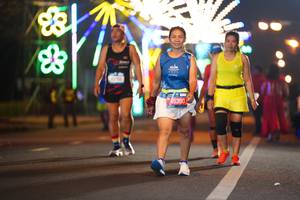 BIB: 45300
                            <button type="button" onclick="openModal(21513046)" class="btn btn-primary btn-sm float-right btn-popup" data-toggle="modal" data-target=".modal-high-quality">
                        <i class="fas fa-shopping-cart"></i> Add to Cart
                    </button>
                                            <button type="button" onclick="isThisMe(21513046, true)" class="btn btn-success btn-sm float-right btn-popup btn-isme hidden" data-toggle="tooltip" data-placement="bottom" title="นี่คือรูปของคุณใช่ไหม คลิกที่นี่เพื่อเอาเข้าอัลบั้ม">
                        <i class="fas fa-plus"></i> Add to album
                    </button>
                    <button type="button" onclick="isThisMe(21513046, false)" class="btn btn-warning btn-sm float-right btn-popup btn-isnotme hidden">
                        <i class="fas fa-ban"></i> Remove from album
                    </button>