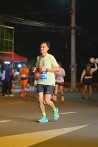 BIB: 018
                            <button type="button" onclick="openModal(20594675)" class="btn btn-primary btn-sm float-right btn-popup" data-toggle="modal" data-target=".modal-high-quality">
                        <i class="fas fa-shopping-cart"></i> Add to Cart
                    </button>
                                            <button type="button" onclick="isThisMe(20594675, true)" class="btn btn-success btn-sm float-right btn-popup btn-isme hidden" data-toggle="tooltip" data-placement="bottom" title="นี่คือรูปของคุณใช่ไหม คลิกที่นี่เพื่อเอาเข้าอัลบั้ม">
                        <i class="fas fa-plus"></i> Add to album
                    </button>
                    <button type="button" onclick="isThisMe(20594675, false)" class="btn btn-warning btn-sm float-right btn-popup btn-isnotme hidden">
                        <i class="fas fa-ban"></i> Remove from album
                    </button>