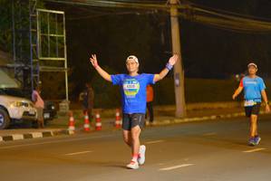 BIB: 9128
                            <button type="button" onclick="openModal(20635753)" class="btn btn-primary btn-sm float-right btn-popup" data-toggle="modal" data-target=".modal-high-quality">
                        <i class="fas fa-shopping-cart"></i> Add to Cart
                    </button>
                                            <button type="button" onclick="isThisMe(20635753, true)" class="btn btn-success btn-sm float-right btn-popup btn-isme hidden" data-toggle="tooltip" data-placement="bottom" title="นี่คือรูปของคุณใช่ไหม คลิกที่นี่เพื่อเอาเข้าอัลบั้ม">
                        <i class="fas fa-plus"></i> Add to album
                    </button>
                    <button type="button" onclick="isThisMe(20635753, false)" class="btn btn-warning btn-sm float-right btn-popup btn-isnotme hidden">
                        <i class="fas fa-ban"></i> Remove from album
                    </button>