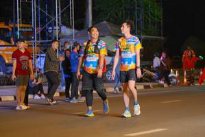 BIB: 43413
                            <button type="button" onclick="openModal(20641828)" class="btn btn-primary btn-sm float-right btn-popup" data-toggle="modal" data-target=".modal-high-quality">
                        <i class="fas fa-shopping-cart"></i> Add to Cart
                    </button>
                                            <button type="button" onclick="isThisMe(20641828, true)" class="btn btn-success btn-sm float-right btn-popup btn-isme hidden" data-toggle="tooltip" data-placement="bottom" title="นี่คือรูปของคุณใช่ไหม คลิกที่นี่เพื่อเอาเข้าอัลบั้ม">
                        <i class="fas fa-plus"></i> Add to album
                    </button>
                    <button type="button" onclick="isThisMe(20641828, false)" class="btn btn-warning btn-sm float-right btn-popup btn-isnotme hidden">
                        <i class="fas fa-ban"></i> Remove from album
                    </button>