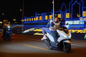 BIB: 
                            <button type="button" onclick="openModal(19960474)" class="btn btn-primary btn-sm float-right btn-popup" data-toggle="modal" data-target=".modal-high-quality">
                        <i class="fas fa-shopping-cart"></i> Add to Cart
                    </button>
                                            <button type="button" onclick="isThisMe(19960474, true)" class="btn btn-success btn-sm float-right btn-popup btn-isme hidden" data-toggle="tooltip" data-placement="bottom" title="นี่คือรูปของคุณใช่ไหม คลิกที่นี่เพื่อเอาเข้าอัลบั้ม">
                        <i class="fas fa-plus"></i> Add to album
                    </button>
                    <button type="button" onclick="isThisMe(19960474, false)" class="btn btn-warning btn-sm float-right btn-popup btn-isnotme hidden">
                        <i class="fas fa-ban"></i> Remove from album
                    </button>