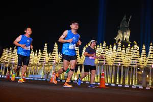 BIB: 43243, 428011
                            <button type="button" onclick="openModal(21493385)" class="btn btn-primary btn-sm float-right btn-popup" data-toggle="modal" data-target=".modal-high-quality">
                        <i class="fas fa-shopping-cart"></i> Add to Cart
                    </button>
                                            <button type="button" onclick="isThisMe(21493385, true)" class="btn btn-success btn-sm float-right btn-popup btn-isme hidden" data-toggle="tooltip" data-placement="bottom" title="นี่คือรูปของคุณใช่ไหม คลิกที่นี่เพื่อเอาเข้าอัลบั้ม">
                        <i class="fas fa-plus"></i> Add to album
                    </button>
                    <button type="button" onclick="isThisMe(21493385, false)" class="btn btn-warning btn-sm float-right btn-popup btn-isnotme hidden">
                        <i class="fas fa-ban"></i> Remove from album
                    </button>