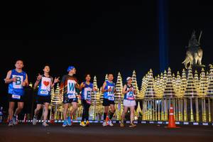 BIB: 4200
                            <button type="button" onclick="openModal(21486739)" class="btn btn-primary btn-sm float-right btn-popup" data-toggle="modal" data-target=".modal-high-quality">
                        <i class="fas fa-shopping-cart"></i> Add to Cart
                    </button>
                                            <button type="button" onclick="isThisMe(21486739, true)" class="btn btn-success btn-sm float-right btn-popup btn-isme hidden" data-toggle="tooltip" data-placement="bottom" title="นี่คือรูปของคุณใช่ไหม คลิกที่นี่เพื่อเอาเข้าอัลบั้ม">
                        <i class="fas fa-plus"></i> Add to album
                    </button>
                    <button type="button" onclick="isThisMe(21486739, false)" class="btn btn-warning btn-sm float-right btn-popup btn-isnotme hidden">
                        <i class="fas fa-ban"></i> Remove from album
                    </button>