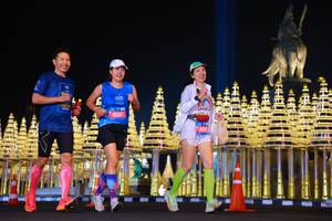 BIB: 45947
                            <button type="button" onclick="openModal(21512101)" class="btn btn-primary btn-sm float-right btn-popup" data-toggle="modal" data-target=".modal-high-quality">
                        <i class="fas fa-shopping-cart"></i> Add to Cart
                    </button>
                                            <button type="button" onclick="isThisMe(21512101, true)" class="btn btn-success btn-sm float-right btn-popup btn-isme hidden" data-toggle="tooltip" data-placement="bottom" title="นี่คือรูปของคุณใช่ไหม คลิกที่นี่เพื่อเอาเข้าอัลบั้ม">
                        <i class="fas fa-plus"></i> Add to album
                    </button>
                    <button type="button" onclick="isThisMe(21512101, false)" class="btn btn-warning btn-sm float-right btn-popup btn-isnotme hidden">
                        <i class="fas fa-ban"></i> Remove from album
                    </button>