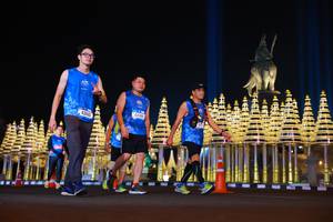 BIB: 43368
                            <button type="button" onclick="openModal(21537262)" class="btn btn-primary btn-sm float-right btn-popup" data-toggle="modal" data-target=".modal-high-quality">
                        <i class="fas fa-shopping-cart"></i> Add to Cart
                    </button>
                                            <button type="button" onclick="isThisMe(21537262, true)" class="btn btn-success btn-sm float-right btn-popup btn-isme hidden" data-toggle="tooltip" data-placement="bottom" title="นี่คือรูปของคุณใช่ไหม คลิกที่นี่เพื่อเอาเข้าอัลบั้ม">
                        <i class="fas fa-plus"></i> Add to album
                    </button>
                    <button type="button" onclick="isThisMe(21537262, false)" class="btn btn-warning btn-sm float-right btn-popup btn-isnotme hidden">
                        <i class="fas fa-ban"></i> Remove from album
                    </button>