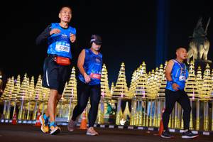 BIB: 220, 43951, 4607
                            <button type="button" onclick="openModal(21536785)" class="btn btn-primary btn-sm float-right btn-popup" data-toggle="modal" data-target=".modal-high-quality">
                        <i class="fas fa-shopping-cart"></i> Add to Cart
                    </button>
                                            <button type="button" onclick="isThisMe(21536785, true)" class="btn btn-success btn-sm float-right btn-popup btn-isme hidden" data-toggle="tooltip" data-placement="bottom" title="นี่คือรูปของคุณใช่ไหม คลิกที่นี่เพื่อเอาเข้าอัลบั้ม">
                        <i class="fas fa-plus"></i> Add to album
                    </button>
                    <button type="button" onclick="isThisMe(21536785, false)" class="btn btn-warning btn-sm float-right btn-popup btn-isnotme hidden">
                        <i class="fas fa-ban"></i> Remove from album
                    </button>