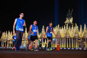 BIB: 43000, 43389
                            <button type="button" onclick="openModal(21537142)" class="btn btn-primary btn-sm float-right btn-popup" data-toggle="modal" data-target=".modal-high-quality">
                        <i class="fas fa-shopping-cart"></i> Add to Cart
                    </button>
                                            <button type="button" onclick="isThisMe(21537142, true)" class="btn btn-success btn-sm float-right btn-popup btn-isme hidden" data-toggle="tooltip" data-placement="bottom" title="นี่คือรูปของคุณใช่ไหม คลิกที่นี่เพื่อเอาเข้าอัลบั้ม">
                        <i class="fas fa-plus"></i> Add to album
                    </button>
                    <button type="button" onclick="isThisMe(21537142, false)" class="btn btn-warning btn-sm float-right btn-popup btn-isnotme hidden">
                        <i class="fas fa-ban"></i> Remove from album
                    </button>