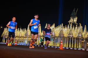 BIB: 132, 2605
                            <button type="button" onclick="openModal(21492571)" class="btn btn-primary btn-sm float-right btn-popup" data-toggle="modal" data-target=".modal-high-quality">
                        <i class="fas fa-shopping-cart"></i> Add to Cart
                    </button>
                                            <button type="button" onclick="isThisMe(21492571, true)" class="btn btn-success btn-sm float-right btn-popup btn-isme hidden" data-toggle="tooltip" data-placement="bottom" title="นี่คือรูปของคุณใช่ไหม คลิกที่นี่เพื่อเอาเข้าอัลบั้ม">
                        <i class="fas fa-plus"></i> Add to album
                    </button>
                    <button type="button" onclick="isThisMe(21492571, false)" class="btn btn-warning btn-sm float-right btn-popup btn-isnotme hidden">
                        <i class="fas fa-ban"></i> Remove from album
                    </button>