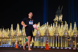 BIB: 42546
                            <button type="button" onclick="openModal(21500080)" class="btn btn-primary btn-sm float-right btn-popup" data-toggle="modal" data-target=".modal-high-quality">
                        <i class="fas fa-shopping-cart"></i> Add to Cart
                    </button>
                                            <button type="button" onclick="isThisMe(21500080, true)" class="btn btn-success btn-sm float-right btn-popup btn-isme hidden" data-toggle="tooltip" data-placement="bottom" title="นี่คือรูปของคุณใช่ไหม คลิกที่นี่เพื่อเอาเข้าอัลบั้ม">
                        <i class="fas fa-plus"></i> Add to album
                    </button>
                    <button type="button" onclick="isThisMe(21500080, false)" class="btn btn-warning btn-sm float-right btn-popup btn-isnotme hidden">
                        <i class="fas fa-ban"></i> Remove from album
                    </button>