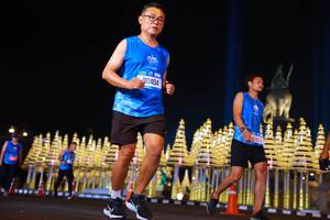 BIB: 90404, 3222
                            <button type="button" onclick="openModal(21536403)" class="btn btn-primary btn-sm float-right btn-popup" data-toggle="modal" data-target=".modal-high-quality">
                        <i class="fas fa-shopping-cart"></i> Add to Cart
                    </button>
                                            <button type="button" onclick="isThisMe(21536403, true)" class="btn btn-success btn-sm float-right btn-popup btn-isme hidden" data-toggle="tooltip" data-placement="bottom" title="นี่คือรูปของคุณใช่ไหม คลิกที่นี่เพื่อเอาเข้าอัลบั้ม">
                        <i class="fas fa-plus"></i> Add to album
                    </button>
                    <button type="button" onclick="isThisMe(21536403, false)" class="btn btn-warning btn-sm float-right btn-popup btn-isnotme hidden">
                        <i class="fas fa-ban"></i> Remove from album
                    </button>