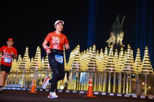 BIB: 0315, 548, 35439
                            <button type="button" onclick="openModal(21539926)" class="btn btn-primary btn-sm float-right btn-popup" data-toggle="modal" data-target=".modal-high-quality">
                        <i class="fas fa-shopping-cart"></i> Add to Cart
                    </button>
                                            <button type="button" onclick="isThisMe(21539926, true)" class="btn btn-success btn-sm float-right btn-popup btn-isme hidden" data-toggle="tooltip" data-placement="bottom" title="นี่คือรูปของคุณใช่ไหม คลิกที่นี่เพื่อเอาเข้าอัลบั้ม">
                        <i class="fas fa-plus"></i> Add to album
                    </button>
                    <button type="button" onclick="isThisMe(21539926, false)" class="btn btn-warning btn-sm float-right btn-popup btn-isnotme hidden">
                        <i class="fas fa-ban"></i> Remove from album
                    </button>