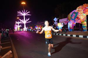 BIB: 21012
                            <button type="button" onclick="openModal(21292699)" class="btn btn-primary btn-sm float-right btn-popup" data-toggle="modal" data-target=".modal-high-quality">
                        <i class="fas fa-shopping-cart"></i> Add to Cart
                    </button>
                                            <button type="button" onclick="isThisMe(21292699, true)" class="btn btn-success btn-sm float-right btn-popup btn-isme hidden" data-toggle="tooltip" data-placement="bottom" title="นี่คือรูปของคุณใช่ไหม คลิกที่นี่เพื่อเอาเข้าอัลบั้ม">
                        <i class="fas fa-plus"></i> Add to album
                    </button>
                    <button type="button" onclick="isThisMe(21292699, false)" class="btn btn-warning btn-sm float-right btn-popup btn-isnotme hidden">
                        <i class="fas fa-ban"></i> Remove from album
                    </button>