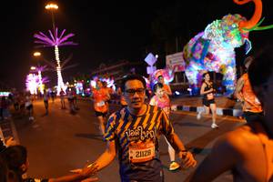 BIB: 21128
                            <button type="button" onclick="openModal(21394236)" class="btn btn-primary btn-sm float-right btn-popup" data-toggle="modal" data-target=".modal-high-quality">
                        <i class="fas fa-shopping-cart"></i> Add to Cart
                    </button>
                                            <button type="button" onclick="isThisMe(21394236, true)" class="btn btn-success btn-sm float-right btn-popup btn-isme hidden" data-toggle="tooltip" data-placement="bottom" title="นี่คือรูปของคุณใช่ไหม คลิกที่นี่เพื่อเอาเข้าอัลบั้ม">
                        <i class="fas fa-plus"></i> Add to album
                    </button>
                    <button type="button" onclick="isThisMe(21394236, false)" class="btn btn-warning btn-sm float-right btn-popup btn-isnotme hidden">
                        <i class="fas fa-ban"></i> Remove from album
                    </button>