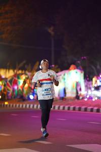 BIB: 44002
                            <button type="button" onclick="openModal(21595218)" class="btn btn-primary btn-sm float-right btn-popup" data-toggle="modal" data-target=".modal-high-quality">
                        <i class="fas fa-shopping-cart"></i> Add to Cart
                    </button>
                                            <button type="button" onclick="isThisMe(21595218, true)" class="btn btn-success btn-sm float-right btn-popup btn-isme hidden" data-toggle="tooltip" data-placement="bottom" title="นี่คือรูปของคุณใช่ไหม คลิกที่นี่เพื่อเอาเข้าอัลบั้ม">
                        <i class="fas fa-plus"></i> Add to album
                    </button>
                    <button type="button" onclick="isThisMe(21595218, false)" class="btn btn-warning btn-sm float-right btn-popup btn-isnotme hidden">
                        <i class="fas fa-ban"></i> Remove from album
                    </button>