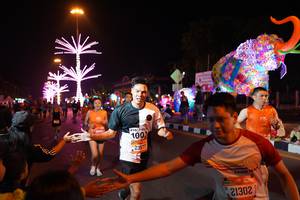 BIB: 100, 23577, 21302
                            <button type="button" onclick="openModal(21410476)" class="btn btn-primary btn-sm float-right btn-popup" data-toggle="modal" data-target=".modal-high-quality">
                        <i class="fas fa-shopping-cart"></i> Add to Cart
                    </button>
                                            <button type="button" onclick="isThisMe(21410476, true)" class="btn btn-success btn-sm float-right btn-popup btn-isme hidden" data-toggle="tooltip" data-placement="bottom" title="นี่คือรูปของคุณใช่ไหม คลิกที่นี่เพื่อเอาเข้าอัลบั้ม">
                        <i class="fas fa-plus"></i> Add to album
                    </button>
                    <button type="button" onclick="isThisMe(21410476, false)" class="btn btn-warning btn-sm float-right btn-popup btn-isnotme hidden">
                        <i class="fas fa-ban"></i> Remove from album
                    </button>
