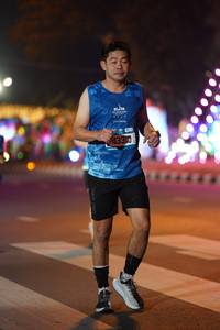 BIB: 43310
                            <button type="button" onclick="openModal(21580864)" class="btn btn-primary btn-sm float-right btn-popup" data-toggle="modal" data-target=".modal-high-quality">
                        <i class="fas fa-shopping-cart"></i> Add to Cart
                    </button>
                                            <button type="button" onclick="isThisMe(21580864, true)" class="btn btn-success btn-sm float-right btn-popup btn-isme hidden" data-toggle="tooltip" data-placement="bottom" title="นี่คือรูปของคุณใช่ไหม คลิกที่นี่เพื่อเอาเข้าอัลบั้ม">
                        <i class="fas fa-plus"></i> Add to album
                    </button>
                    <button type="button" onclick="isThisMe(21580864, false)" class="btn btn-warning btn-sm float-right btn-popup btn-isnotme hidden">
                        <i class="fas fa-ban"></i> Remove from album
                    </button>