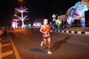 BIB: 40105
                            <button type="button" onclick="openModal(21293283)" class="btn btn-primary btn-sm float-right btn-popup" data-toggle="modal" data-target=".modal-high-quality">
                        <i class="fas fa-shopping-cart"></i> Add to Cart
                    </button>
                                            <button type="button" onclick="isThisMe(21293283, true)" class="btn btn-success btn-sm float-right btn-popup btn-isme hidden" data-toggle="tooltip" data-placement="bottom" title="นี่คือรูปของคุณใช่ไหม คลิกที่นี่เพื่อเอาเข้าอัลบั้ม">
                        <i class="fas fa-plus"></i> Add to album
                    </button>
                    <button type="button" onclick="isThisMe(21293283, false)" class="btn btn-warning btn-sm float-right btn-popup btn-isnotme hidden">
                        <i class="fas fa-ban"></i> Remove from album
                    </button>