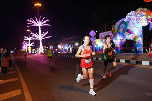BIB: 4125, 201
                            <button type="button" onclick="openModal(21297229)" class="btn btn-primary btn-sm float-right btn-popup" data-toggle="modal" data-target=".modal-high-quality">
                        <i class="fas fa-shopping-cart"></i> Add to Cart
                    </button>
                                            <button type="button" onclick="isThisMe(21297229, true)" class="btn btn-success btn-sm float-right btn-popup btn-isme hidden" data-toggle="tooltip" data-placement="bottom" title="นี่คือรูปของคุณใช่ไหม คลิกที่นี่เพื่อเอาเข้าอัลบั้ม">
                        <i class="fas fa-plus"></i> Add to album
                    </button>
                    <button type="button" onclick="isThisMe(21297229, false)" class="btn btn-warning btn-sm float-right btn-popup btn-isnotme hidden">
                        <i class="fas fa-ban"></i> Remove from album
                    </button>