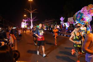 BIB: 2354, 21009
                            <button type="button" onclick="openModal(21413119)" class="btn btn-primary btn-sm float-right btn-popup" data-toggle="modal" data-target=".modal-high-quality">
                        <i class="fas fa-shopping-cart"></i> Add to Cart
                    </button>
                                            <button type="button" onclick="isThisMe(21413119, true)" class="btn btn-success btn-sm float-right btn-popup btn-isme hidden" data-toggle="tooltip" data-placement="bottom" title="นี่คือรูปของคุณใช่ไหม คลิกที่นี่เพื่อเอาเข้าอัลบั้ม">
                        <i class="fas fa-plus"></i> Add to album
                    </button>
                    <button type="button" onclick="isThisMe(21413119, false)" class="btn btn-warning btn-sm float-right btn-popup btn-isnotme hidden">
                        <i class="fas fa-ban"></i> Remove from album
                    </button>