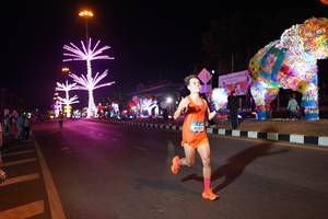BIB: 41324
                            <button type="button" onclick="openModal(21292541)" class="btn btn-primary btn-sm float-right btn-popup" data-toggle="modal" data-target=".modal-high-quality">
                        <i class="fas fa-shopping-cart"></i> Add to Cart
                    </button>
                                            <button type="button" onclick="isThisMe(21292541, true)" class="btn btn-success btn-sm float-right btn-popup btn-isme hidden" data-toggle="tooltip" data-placement="bottom" title="นี่คือรูปของคุณใช่ไหม คลิกที่นี่เพื่อเอาเข้าอัลบั้ม">
                        <i class="fas fa-plus"></i> Add to album
                    </button>
                    <button type="button" onclick="isThisMe(21292541, false)" class="btn btn-warning btn-sm float-right btn-popup btn-isnotme hidden">
                        <i class="fas fa-ban"></i> Remove from album
                    </button>