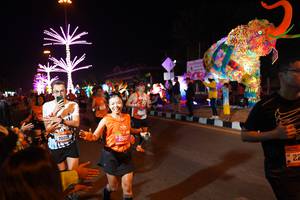 BIB: 70201, 2587
                            <button type="button" onclick="openModal(21425564)" class="btn btn-primary btn-sm float-right btn-popup" data-toggle="modal" data-target=".modal-high-quality">
                        <i class="fas fa-shopping-cart"></i> Add to Cart
                    </button>
                                            <button type="button" onclick="isThisMe(21425564, true)" class="btn btn-success btn-sm float-right btn-popup btn-isme hidden" data-toggle="tooltip" data-placement="bottom" title="นี่คือรูปของคุณใช่ไหม คลิกที่นี่เพื่อเอาเข้าอัลบั้ม">
                        <i class="fas fa-plus"></i> Add to album
                    </button>
                    <button type="button" onclick="isThisMe(21425564, false)" class="btn btn-warning btn-sm float-right btn-popup btn-isnotme hidden">
                        <i class="fas fa-ban"></i> Remove from album
                    </button>