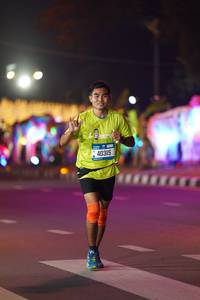 BIB: 40315
                            <button type="button" onclick="openModal(21590379)" class="btn btn-primary btn-sm float-right btn-popup" data-toggle="modal" data-target=".modal-high-quality">
                        <i class="fas fa-shopping-cart"></i> Add to Cart
                    </button>
                                            <button type="button" onclick="isThisMe(21590379, true)" class="btn btn-success btn-sm float-right btn-popup btn-isme hidden" data-toggle="tooltip" data-placement="bottom" title="นี่คือรูปของคุณใช่ไหม คลิกที่นี่เพื่อเอาเข้าอัลบั้ม">
                        <i class="fas fa-plus"></i> Add to album
                    </button>
                    <button type="button" onclick="isThisMe(21590379, false)" class="btn btn-warning btn-sm float-right btn-popup btn-isnotme hidden">
                        <i class="fas fa-ban"></i> Remove from album
                    </button>