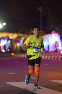 BIB: 40315
                            <button type="button" onclick="openModal(21590442)" class="btn btn-primary btn-sm float-right btn-popup" data-toggle="modal" data-target=".modal-high-quality">
                        <i class="fas fa-shopping-cart"></i> Add to Cart
                    </button>
                                            <button type="button" onclick="isThisMe(21590442, true)" class="btn btn-success btn-sm float-right btn-popup btn-isme hidden" data-toggle="tooltip" data-placement="bottom" title="นี่คือรูปของคุณใช่ไหม คลิกที่นี่เพื่อเอาเข้าอัลบั้ม">
                        <i class="fas fa-plus"></i> Add to album
                    </button>
                    <button type="button" onclick="isThisMe(21590442, false)" class="btn btn-warning btn-sm float-right btn-popup btn-isnotme hidden">
                        <i class="fas fa-ban"></i> Remove from album
                    </button>