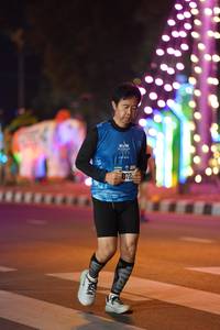 BIB: 201, 072
                            <button type="button" onclick="openModal(21598205)" class="btn btn-primary btn-sm float-right btn-popup" data-toggle="modal" data-target=".modal-high-quality">
                        <i class="fas fa-shopping-cart"></i> Add to Cart
                    </button>
                                            <button type="button" onclick="isThisMe(21598205, true)" class="btn btn-success btn-sm float-right btn-popup btn-isme hidden" data-toggle="tooltip" data-placement="bottom" title="นี่คือรูปของคุณใช่ไหม คลิกที่นี่เพื่อเอาเข้าอัลบั้ม">
                        <i class="fas fa-plus"></i> Add to album
                    </button>
                    <button type="button" onclick="isThisMe(21598205, false)" class="btn btn-warning btn-sm float-right btn-popup btn-isnotme hidden">
                        <i class="fas fa-ban"></i> Remove from album
                    </button>