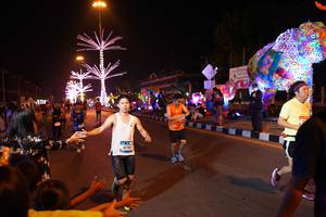 BIB: 40783
                            <button type="button" onclick="openModal(21413133)" class="btn btn-primary btn-sm float-right btn-popup" data-toggle="modal" data-target=".modal-high-quality">
                        <i class="fas fa-shopping-cart"></i> Add to Cart
                    </button>
                                            <button type="button" onclick="isThisMe(21413133, true)" class="btn btn-success btn-sm float-right btn-popup btn-isme hidden" data-toggle="tooltip" data-placement="bottom" title="นี่คือรูปของคุณใช่ไหม คลิกที่นี่เพื่อเอาเข้าอัลบั้ม">
                        <i class="fas fa-plus"></i> Add to album
                    </button>
                    <button type="button" onclick="isThisMe(21413133, false)" class="btn btn-warning btn-sm float-right btn-popup btn-isnotme hidden">
                        <i class="fas fa-ban"></i> Remove from album
                    </button>