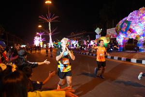 BIB: 2303
                            <button type="button" onclick="openModal(21403884)" class="btn btn-primary btn-sm float-right btn-popup" data-toggle="modal" data-target=".modal-high-quality">
                        <i class="fas fa-shopping-cart"></i> Add to Cart
                    </button>
                                            <button type="button" onclick="isThisMe(21403884, true)" class="btn btn-success btn-sm float-right btn-popup btn-isme hidden" data-toggle="tooltip" data-placement="bottom" title="นี่คือรูปของคุณใช่ไหม คลิกที่นี่เพื่อเอาเข้าอัลบั้ม">
                        <i class="fas fa-plus"></i> Add to album
                    </button>
                    <button type="button" onclick="isThisMe(21403884, false)" class="btn btn-warning btn-sm float-right btn-popup btn-isnotme hidden">
                        <i class="fas fa-ban"></i> Remove from album
                    </button>