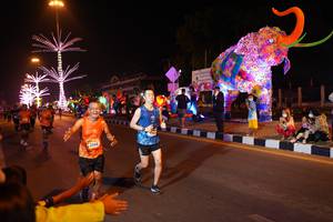 BIB: 0702
                            <button type="button" onclick="openModal(21413809)" class="btn btn-primary btn-sm float-right btn-popup" data-toggle="modal" data-target=".modal-high-quality">
                        <i class="fas fa-shopping-cart"></i> Add to Cart
                    </button>
                                            <button type="button" onclick="isThisMe(21413809, true)" class="btn btn-success btn-sm float-right btn-popup btn-isme hidden" data-toggle="tooltip" data-placement="bottom" title="นี่คือรูปของคุณใช่ไหม คลิกที่นี่เพื่อเอาเข้าอัลบั้ม">
                        <i class="fas fa-plus"></i> Add to album
                    </button>
                    <button type="button" onclick="isThisMe(21413809, false)" class="btn btn-warning btn-sm float-right btn-popup btn-isnotme hidden">
                        <i class="fas fa-ban"></i> Remove from album
                    </button>