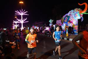 BIB: 22156
                            <button type="button" onclick="openModal(21427340)" class="btn btn-primary btn-sm float-right btn-popup" data-toggle="modal" data-target=".modal-high-quality">
                        <i class="fas fa-shopping-cart"></i> Add to Cart
                    </button>
                                            <button type="button" onclick="isThisMe(21427340, true)" class="btn btn-success btn-sm float-right btn-popup btn-isme hidden" data-toggle="tooltip" data-placement="bottom" title="นี่คือรูปของคุณใช่ไหม คลิกที่นี่เพื่อเอาเข้าอัลบั้ม">
                        <i class="fas fa-plus"></i> Add to album
                    </button>
                    <button type="button" onclick="isThisMe(21427340, false)" class="btn btn-warning btn-sm float-right btn-popup btn-isnotme hidden">
                        <i class="fas fa-ban"></i> Remove from album
                    </button>