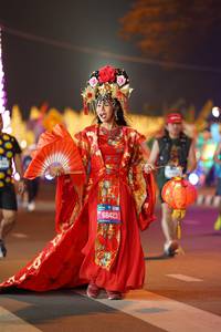 BIB: 68423
                            <button type="button" onclick="openModal(21616923)" class="btn btn-primary btn-sm float-right btn-popup" data-toggle="modal" data-target=".modal-high-quality">
                        <i class="fas fa-shopping-cart"></i> Add to Cart
                    </button>
                                            <button type="button" onclick="isThisMe(21616923, true)" class="btn btn-success btn-sm float-right btn-popup btn-isme hidden" data-toggle="tooltip" data-placement="bottom" title="นี่คือรูปของคุณใช่ไหม คลิกที่นี่เพื่อเอาเข้าอัลบั้ม">
                        <i class="fas fa-plus"></i> Add to album
                    </button>
                    <button type="button" onclick="isThisMe(21616923, false)" class="btn btn-warning btn-sm float-right btn-popup btn-isnotme hidden">
                        <i class="fas fa-ban"></i> Remove from album
                    </button>