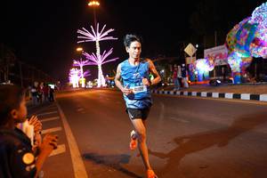 BIB: 41109
                            <button type="button" onclick="openModal(21286877)" class="btn btn-primary btn-sm float-right btn-popup" data-toggle="modal" data-target=".modal-high-quality">
                        <i class="fas fa-shopping-cart"></i> Add to Cart
                    </button>
                                            <button type="button" onclick="isThisMe(21286877, true)" class="btn btn-success btn-sm float-right btn-popup btn-isme hidden" data-toggle="tooltip" data-placement="bottom" title="นี่คือรูปของคุณใช่ไหม คลิกที่นี่เพื่อเอาเข้าอัลบั้ม">
                        <i class="fas fa-plus"></i> Add to album
                    </button>
                    <button type="button" onclick="isThisMe(21286877, false)" class="btn btn-warning btn-sm float-right btn-popup btn-isnotme hidden">
                        <i class="fas fa-ban"></i> Remove from album
                    </button>