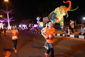 BIB: 200, 20877
                            <button type="button" onclick="openModal(21389566)" class="btn btn-primary btn-sm float-right btn-popup" data-toggle="modal" data-target=".modal-high-quality">
                        <i class="fas fa-shopping-cart"></i> Add to Cart
                    </button>
                                            <button type="button" onclick="isThisMe(21389566, true)" class="btn btn-success btn-sm float-right btn-popup btn-isme hidden" data-toggle="tooltip" data-placement="bottom" title="นี่คือรูปของคุณใช่ไหม คลิกที่นี่เพื่อเอาเข้าอัลบั้ม">
                        <i class="fas fa-plus"></i> Add to album
                    </button>
                    <button type="button" onclick="isThisMe(21389566, false)" class="btn btn-warning btn-sm float-right btn-popup btn-isnotme hidden">
                        <i class="fas fa-ban"></i> Remove from album
                    </button>