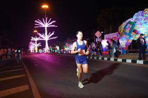 BIB: 22012
                            <button type="button" onclick="openModal(21295151)" class="btn btn-primary btn-sm float-right btn-popup" data-toggle="modal" data-target=".modal-high-quality">
                        <i class="fas fa-shopping-cart"></i> Add to Cart
                    </button>
                                            <button type="button" onclick="isThisMe(21295151, true)" class="btn btn-success btn-sm float-right btn-popup btn-isme hidden" data-toggle="tooltip" data-placement="bottom" title="นี่คือรูปของคุณใช่ไหม คลิกที่นี่เพื่อเอาเข้าอัลบั้ม">
                        <i class="fas fa-plus"></i> Add to album
                    </button>
                    <button type="button" onclick="isThisMe(21295151, false)" class="btn btn-warning btn-sm float-right btn-popup btn-isnotme hidden">
                        <i class="fas fa-ban"></i> Remove from album
                    </button>