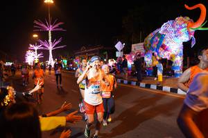 BIB: 425, 26868
                            <button type="button" onclick="openModal(21421352)" class="btn btn-primary btn-sm float-right btn-popup" data-toggle="modal" data-target=".modal-high-quality">
                        <i class="fas fa-shopping-cart"></i> Add to Cart
                    </button>
                                            <button type="button" onclick="isThisMe(21421352, true)" class="btn btn-success btn-sm float-right btn-popup btn-isme hidden" data-toggle="tooltip" data-placement="bottom" title="นี่คือรูปของคุณใช่ไหม คลิกที่นี่เพื่อเอาเข้าอัลบั้ม">
                        <i class="fas fa-plus"></i> Add to album
                    </button>
                    <button type="button" onclick="isThisMe(21421352, false)" class="btn btn-warning btn-sm float-right btn-popup btn-isnotme hidden">
                        <i class="fas fa-ban"></i> Remove from album
                    </button>