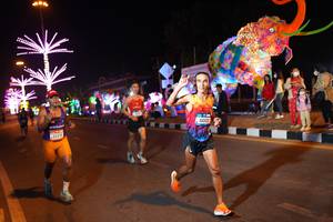 BIB: 22375, 41003
                            <button type="button" onclick="openModal(21302493)" class="btn btn-primary btn-sm float-right btn-popup" data-toggle="modal" data-target=".modal-high-quality">
                        <i class="fas fa-shopping-cart"></i> Add to Cart
                    </button>
                                            <button type="button" onclick="isThisMe(21302493, true)" class="btn btn-success btn-sm float-right btn-popup btn-isme hidden" data-toggle="tooltip" data-placement="bottom" title="นี่คือรูปของคุณใช่ไหม คลิกที่นี่เพื่อเอาเข้าอัลบั้ม">
                        <i class="fas fa-plus"></i> Add to album
                    </button>
                    <button type="button" onclick="isThisMe(21302493, false)" class="btn btn-warning btn-sm float-right btn-popup btn-isnotme hidden">
                        <i class="fas fa-ban"></i> Remove from album
                    </button>