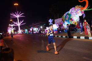 BIB: 426
                            <button type="button" onclick="openModal(21302935)" class="btn btn-primary btn-sm float-right btn-popup" data-toggle="modal" data-target=".modal-high-quality">
                        <i class="fas fa-shopping-cart"></i> Add to Cart
                    </button>
                                            <button type="button" onclick="isThisMe(21302935, true)" class="btn btn-success btn-sm float-right btn-popup btn-isme hidden" data-toggle="tooltip" data-placement="bottom" title="นี่คือรูปของคุณใช่ไหม คลิกที่นี่เพื่อเอาเข้าอัลบั้ม">
                        <i class="fas fa-plus"></i> Add to album
                    </button>
                    <button type="button" onclick="isThisMe(21302935, false)" class="btn btn-warning btn-sm float-right btn-popup btn-isnotme hidden">
                        <i class="fas fa-ban"></i> Remove from album
                    </button>
