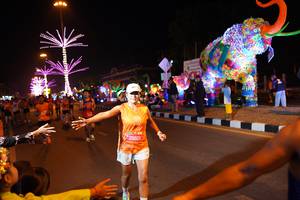 BIB: 26605
                            <button type="button" onclick="openModal(21419345)" class="btn btn-primary btn-sm float-right btn-popup" data-toggle="modal" data-target=".modal-high-quality">
                        <i class="fas fa-shopping-cart"></i> Add to Cart
                    </button>
                                            <button type="button" onclick="isThisMe(21419345, true)" class="btn btn-success btn-sm float-right btn-popup btn-isme hidden" data-toggle="tooltip" data-placement="bottom" title="นี่คือรูปของคุณใช่ไหม คลิกที่นี่เพื่อเอาเข้าอัลบั้ม">
                        <i class="fas fa-plus"></i> Add to album
                    </button>
                    <button type="button" onclick="isThisMe(21419345, false)" class="btn btn-warning btn-sm float-right btn-popup btn-isnotme hidden">
                        <i class="fas fa-ban"></i> Remove from album
                    </button>