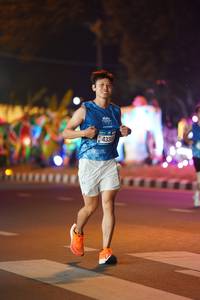 BIB: 4331
                            <button type="button" onclick="openModal(21592240)" class="btn btn-primary btn-sm float-right btn-popup" data-toggle="modal" data-target=".modal-high-quality">
                        <i class="fas fa-shopping-cart"></i> Add to Cart
                    </button>
                                            <button type="button" onclick="isThisMe(21592240, true)" class="btn btn-success btn-sm float-right btn-popup btn-isme hidden" data-toggle="tooltip" data-placement="bottom" title="นี่คือรูปของคุณใช่ไหม คลิกที่นี่เพื่อเอาเข้าอัลบั้ม">
                        <i class="fas fa-plus"></i> Add to album
                    </button>
                    <button type="button" onclick="isThisMe(21592240, false)" class="btn btn-warning btn-sm float-right btn-popup btn-isnotme hidden">
                        <i class="fas fa-ban"></i> Remove from album
                    </button>
