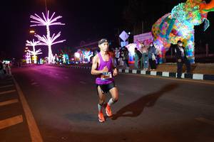 BIB: 40081
                            <button type="button" onclick="openModal(21294528)" class="btn btn-primary btn-sm float-right btn-popup" data-toggle="modal" data-target=".modal-high-quality">
                        <i class="fas fa-shopping-cart"></i> Add to Cart
                    </button>
                                            <button type="button" onclick="isThisMe(21294528, true)" class="btn btn-success btn-sm float-right btn-popup btn-isme hidden" data-toggle="tooltip" data-placement="bottom" title="นี่คือรูปของคุณใช่ไหม คลิกที่นี่เพื่อเอาเข้าอัลบั้ม">
                        <i class="fas fa-plus"></i> Add to album
                    </button>
                    <button type="button" onclick="isThisMe(21294528, false)" class="btn btn-warning btn-sm float-right btn-popup btn-isnotme hidden">
                        <i class="fas fa-ban"></i> Remove from album
                    </button>